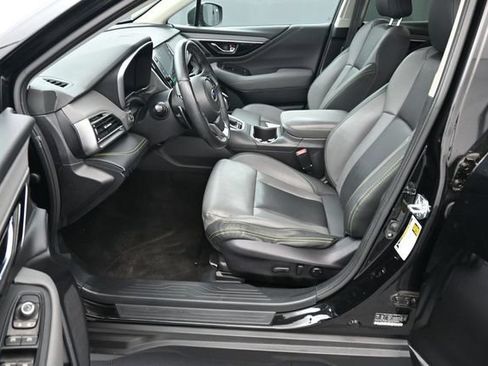 Used 2023 Subaru Outback Onyx Edition AWD/4WD image 13