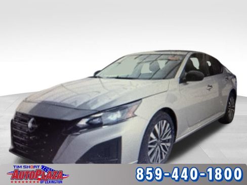 Used 2024 Nissan Altima 2.5 SV AWD/4WD image 1