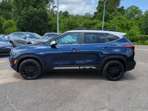 Certified 2022 Kia Seltos Nightfall Edition AWD/4WD image 8