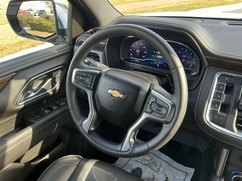 Used 2024 Chevrolet Tahoe Premier image 23