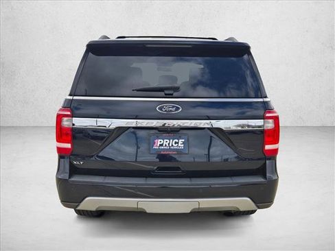 Used 2021 Ford Expedition XLT image 7