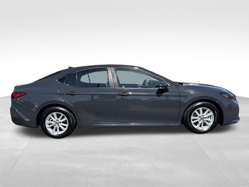 Used 2025 Toyota Camry LE FWD image 12