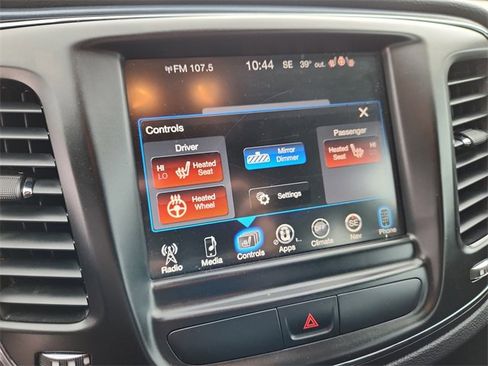 Used 2015 Chrysler 200 S w/ Navigation & Sound Group I image 22