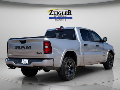 Used 2025 RAM 1500 Big Horn AWD/4WD image 7