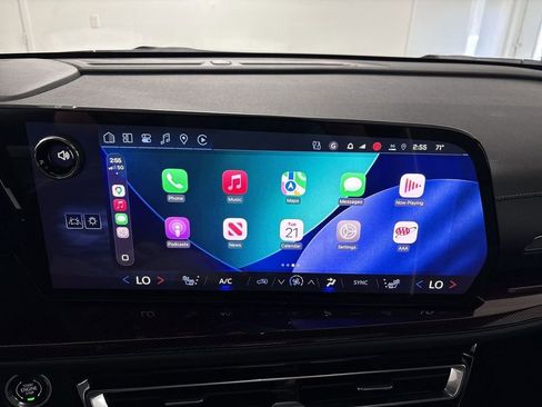 New 2026 Chevrolet Traverse Z71 w/ Driver Confidence Package AWD/4WD image 43