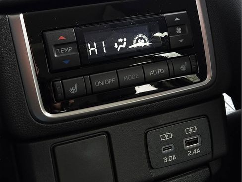 New 2026 Subaru Ascent Limited image 12