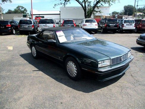 Used 1993 Cadillac Allante image 1