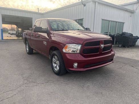 Used 2019 RAM 1500 Express image 2
