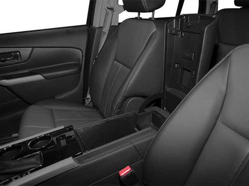 Used 2014 Ford Edge SE w/ Equipment Group 101A FWD image 12