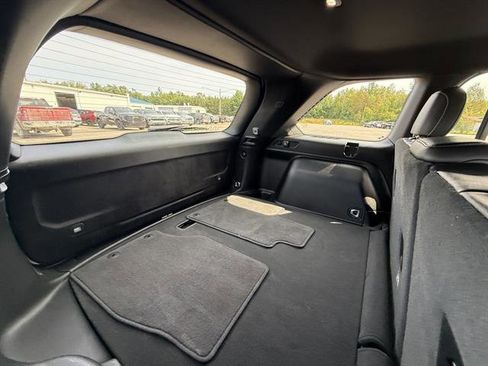 Used 2023 Jeep Grand Cherokee Altitude image 23
