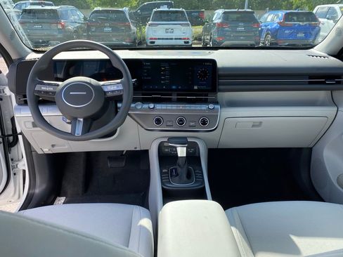 New 2026 Hyundai Kona SE FWD image 27
