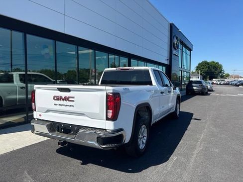 Used 2022 GMC Sierra 1500 Pro w/ Convenience Package AWD/4WD image 3
