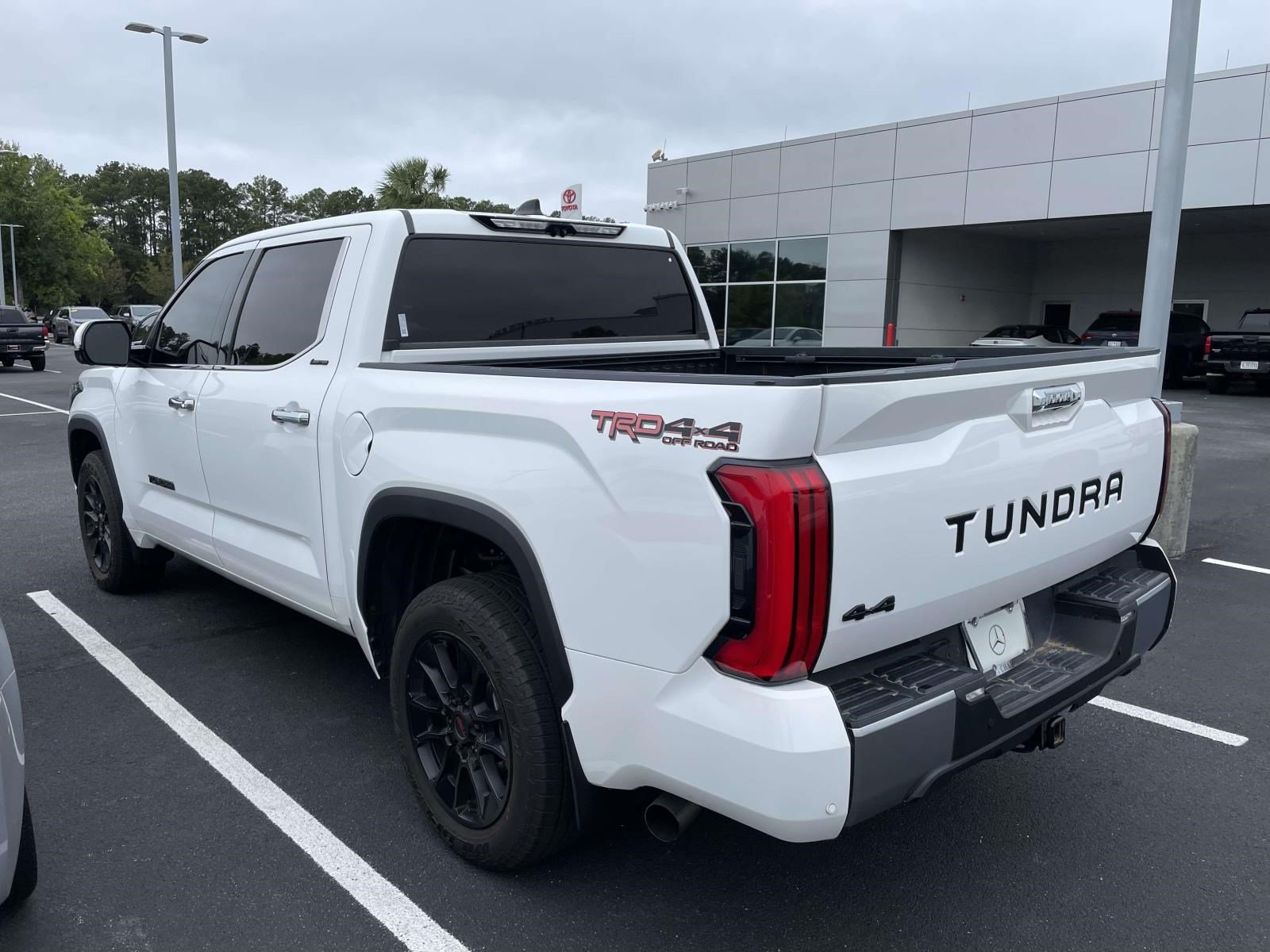 Used 2022 Toyota Tundra Limited w/ TRD Off-Road Package AWD/4WD image 4