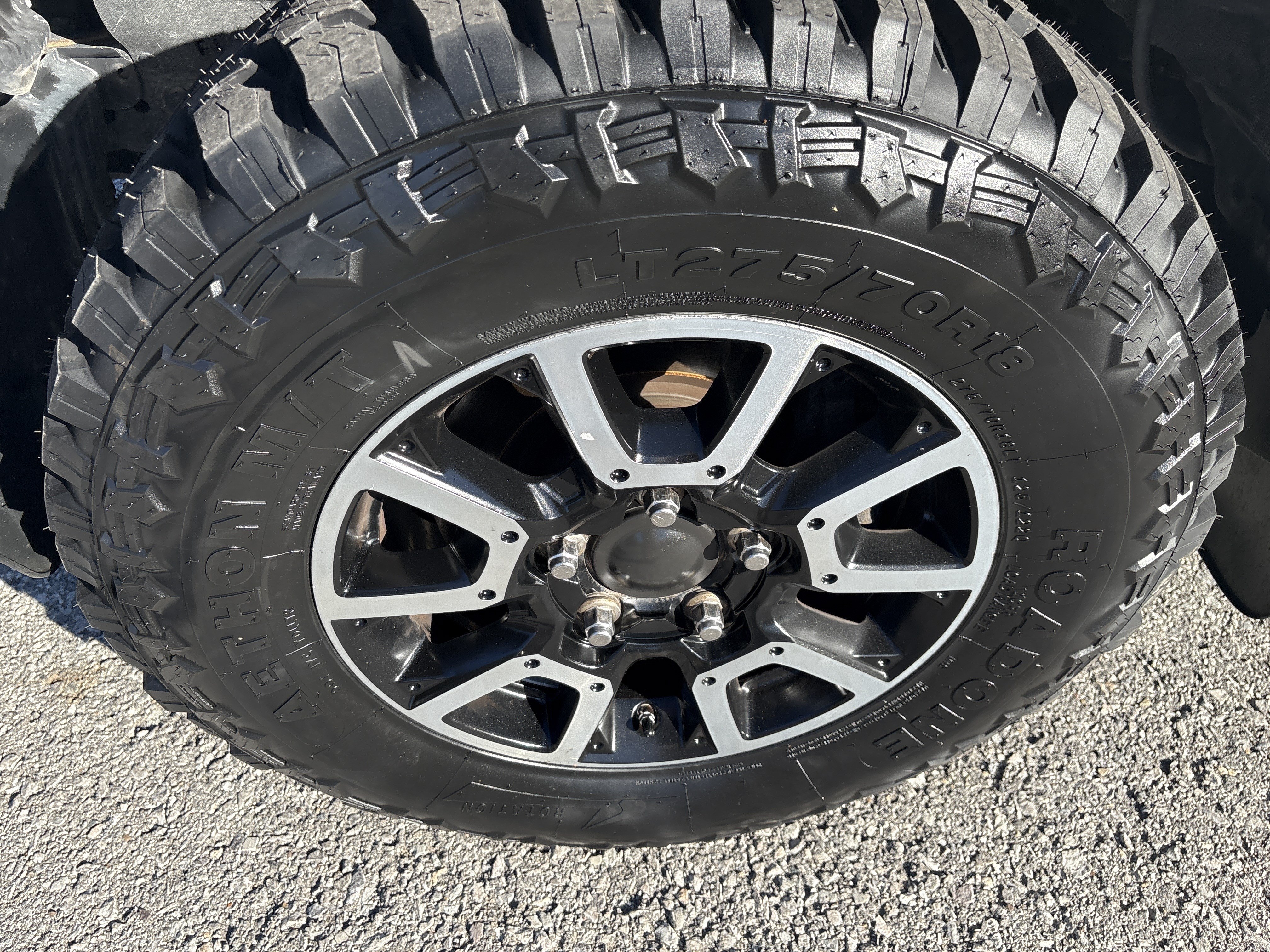 Used 2019 Toyota Tundra Limited w/ Limited Premium Package AWD/4WD image 10