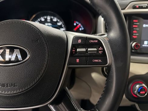 Used 2019 Kia Sorento EX image 14