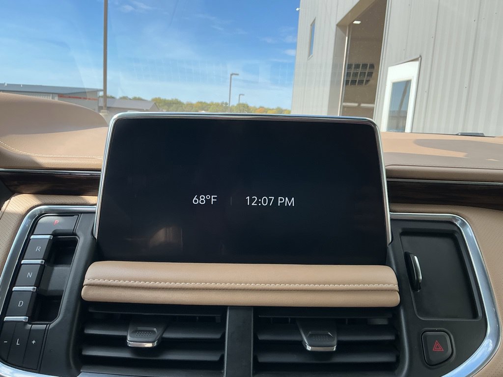 Used 2021 Chevrolet Tahoe Premier AWD/4WD image 15