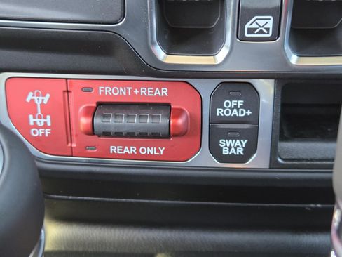 New 2026 Jeep Wrangler Unlimited Rubicon image 17