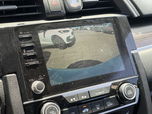Used 2020 Honda Civic EX image 7