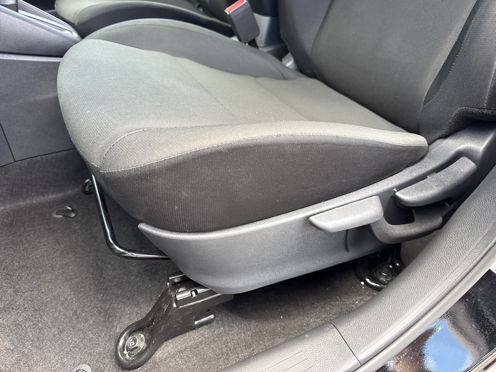 Used 2024 Nissan Kicks S FWD image 17