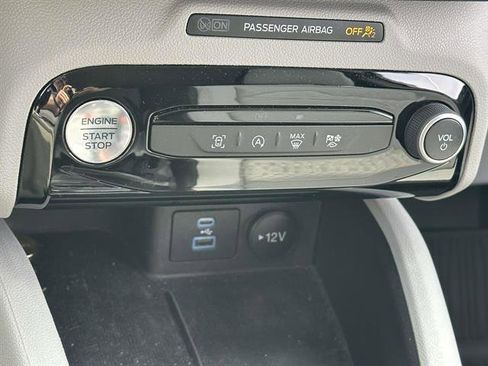 Used 2023 Ford Escape Active w/ Tech Pack #1 AWD/4WD image 21