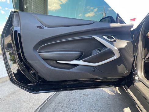 Used 2024 Chevrolet Camaro LT RWD image 10