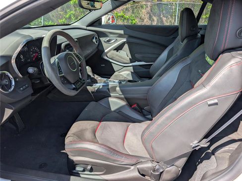 Used 2021 Chevrolet Camaro ZL1 image 15