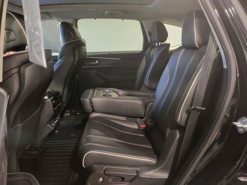 Used 2023 Acura MDX SH-AWD w/ Advance Package image 23