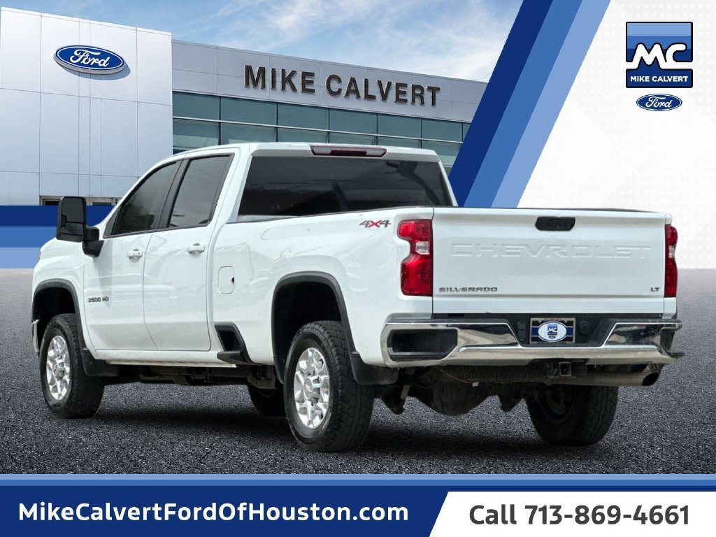 Used 2023 Chevrolet Silverado 3500 LT w/ Convenience Package AWD/4WD image 3