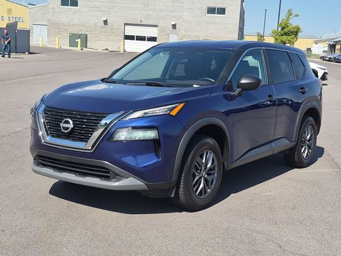 Used 2023 Nissan Rogue S AWD/4WD image 8
