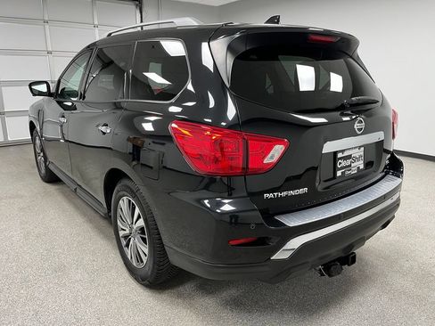 Used 2019 Nissan Pathfinder SL AWD/4WD image 8