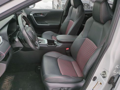 Used 2023 Toyota RAV4 XSE w/ Weather Package image 7