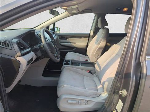 Used 2019 Honda Odyssey EX image 11