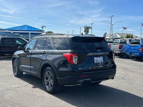 Certified 2024 Ford Explorer XLT w/ Equipment Group 202A AWD/4WD image 5