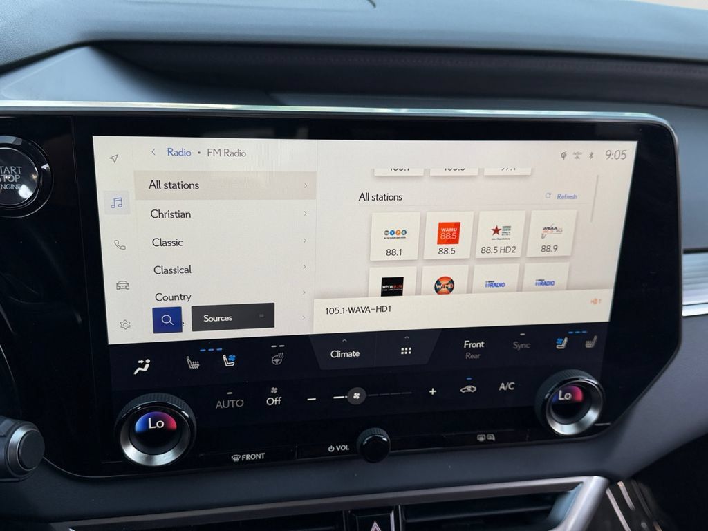Used 2023 Lexus RX 350 F Sport w/ Accessory Package AWD/4WD image 20