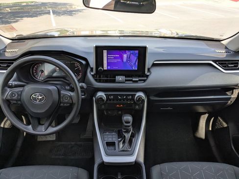Used 2024 Toyota RAV4 XLE AWD/4WD image 16