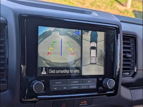 Used 2023 Nissan Frontier PRO-4X w/ Pro-4X Premium Package image 12