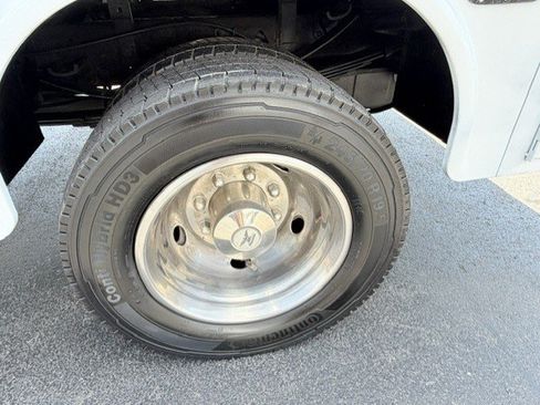 Used 2000 Ford F550 4x4 Crew Cab Super Duty image 10