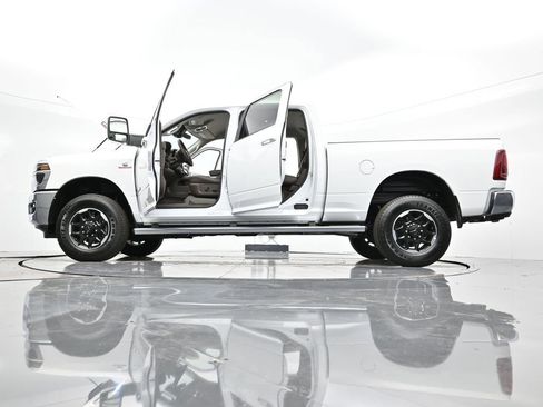 New 2025 RAM 2500 Laramie image 43