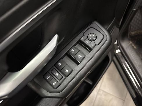 New 2026 RAM 1500 4x4 Crew Cab image 28