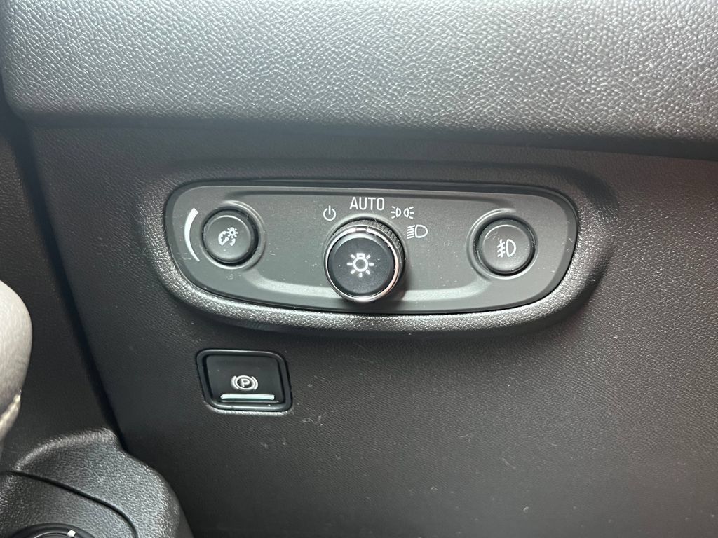 Used 2020 GMC Terrain Denali FWD image 21