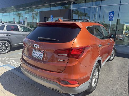 Used 2018 Hyundai Santa Fe Sport w/ 2.4L Value Package 02 FWD image 6