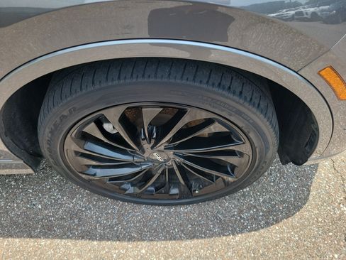 Used 2022 Lincoln Aviator Reserve w/ Equipment Group 201A RWD image 4