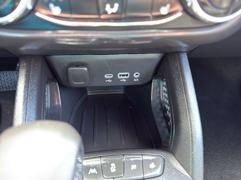 Used 2021 Chevrolet TrailBlazer RS w/ Convenience Package FWD image 21