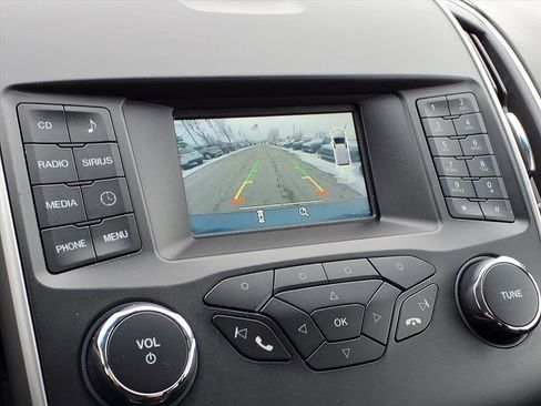 Used 2018 Ford Edge SEL w/ Class II Trailer Tow Package image 24