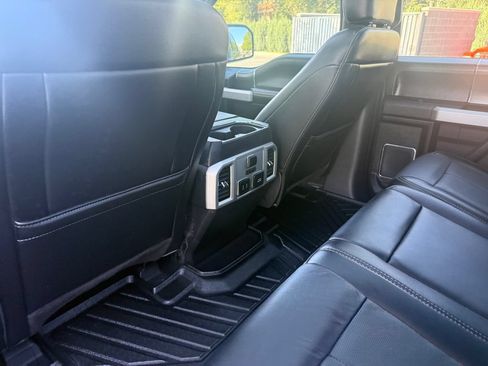 Used 2020 Ford F150 Lariat w/ Equipment Group 502A Luxury AWD/4WD image 33