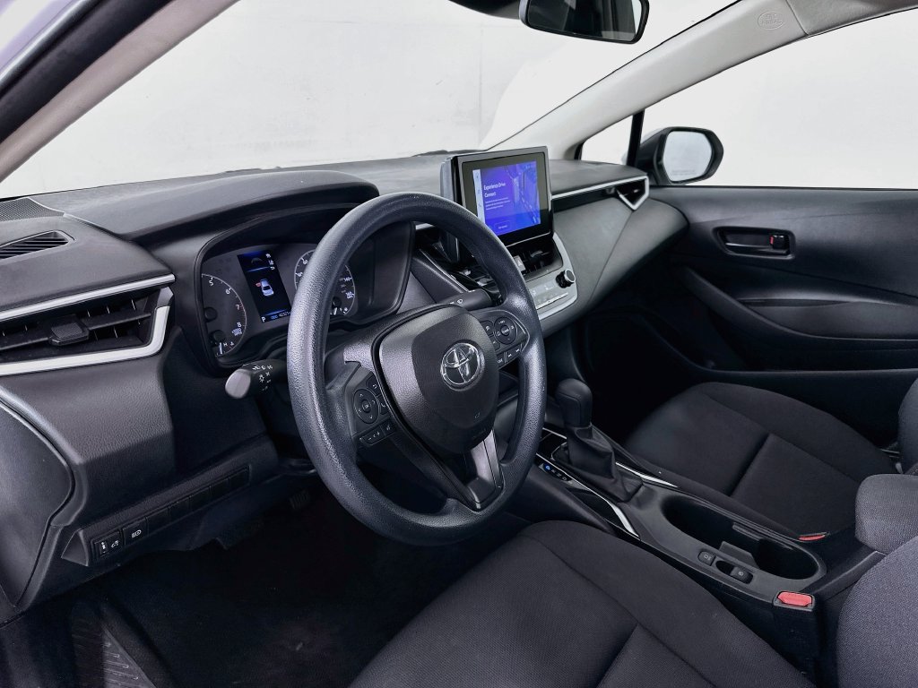 Certified 2025 Toyota Corolla LE FWD image 9