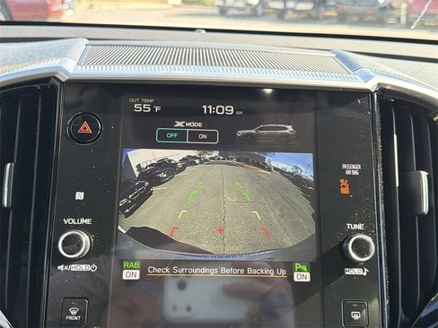 Used 2025 Subaru Ascent Premium w/ Premium Package image 29