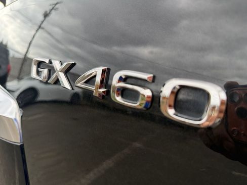 Used 2023 Lexus GX 460 Premium w/ Premium Package AWD/4WD image 34