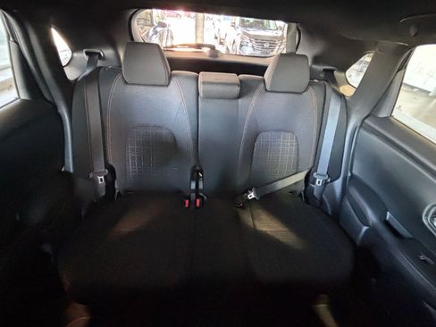 Used 2025 Honda HR-V Sport image 37