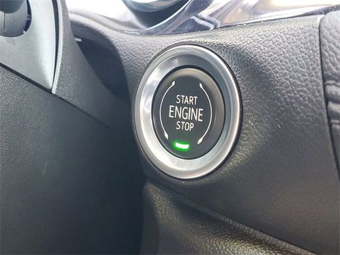 Used 2021 Buick Encore GX Select image 19